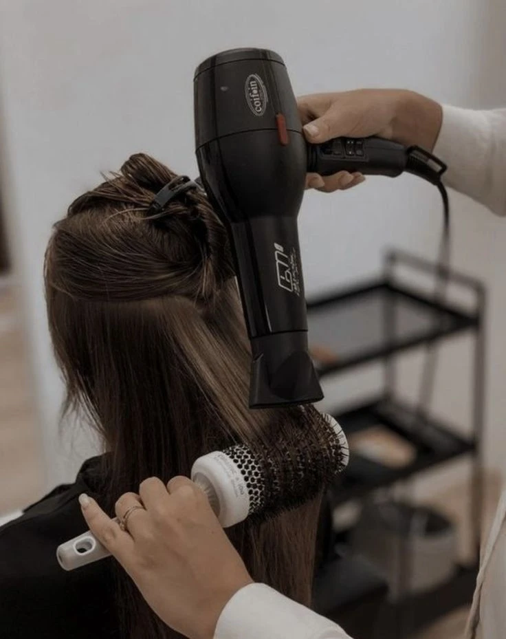 Hair blow dry volume